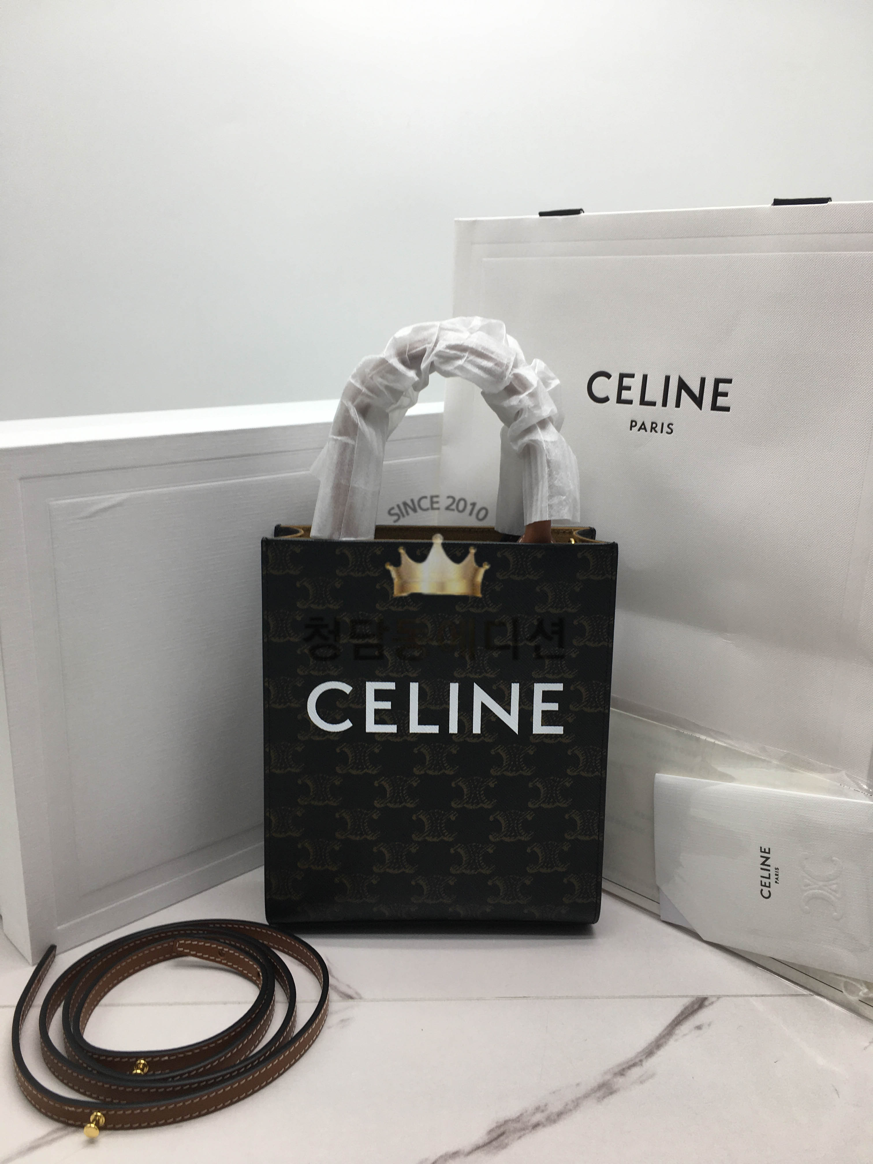 셀린느 미니 트리오페 토트백 (하이엔드급)