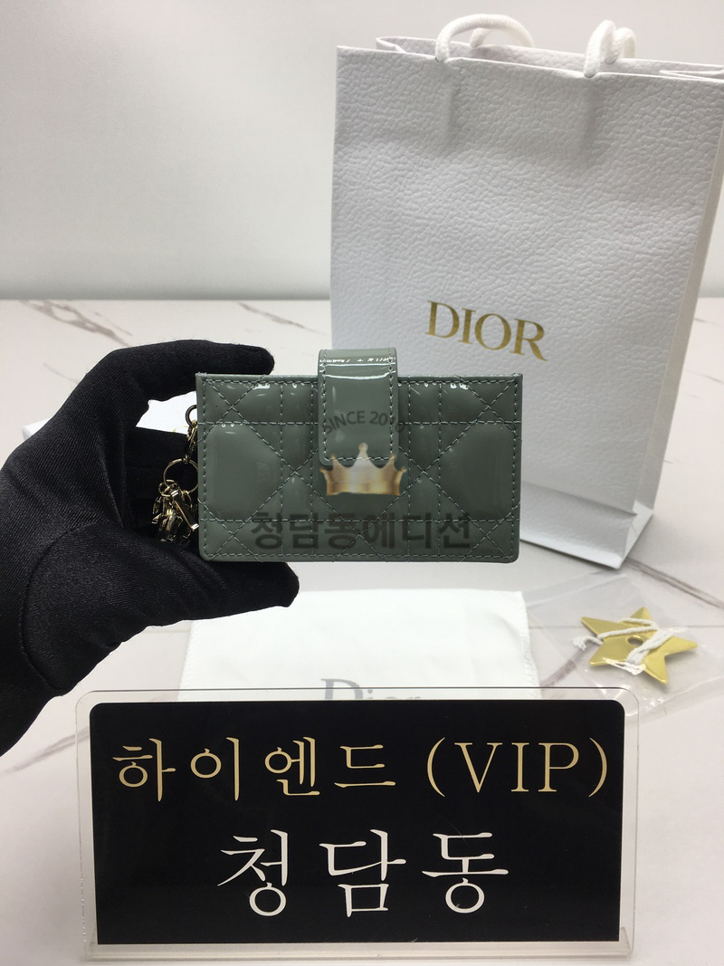 디올 까나쥬 페이던트 아코디언 카드지갑