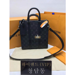 루이비통 삭플라 크로스백 M46098