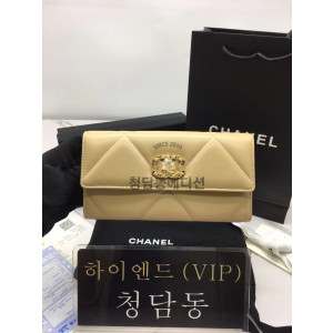 샤넬 19 플랩 장지갑