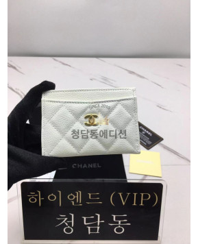 샤넬 클래식 캐비어 카드홀더 금장