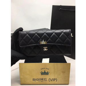 샤넬 클래식 캐비어스킨 플랩 장지갑 (은장)