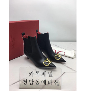 발렌티노 부츠힐