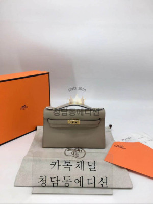 에르메스 켈리 포쉐트 22cm 반수공 (컬러 컬러 그리스 아스팔트)