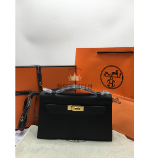 에르메스 켈리 포쉐트 22cm 반수공 (컬러 누아)