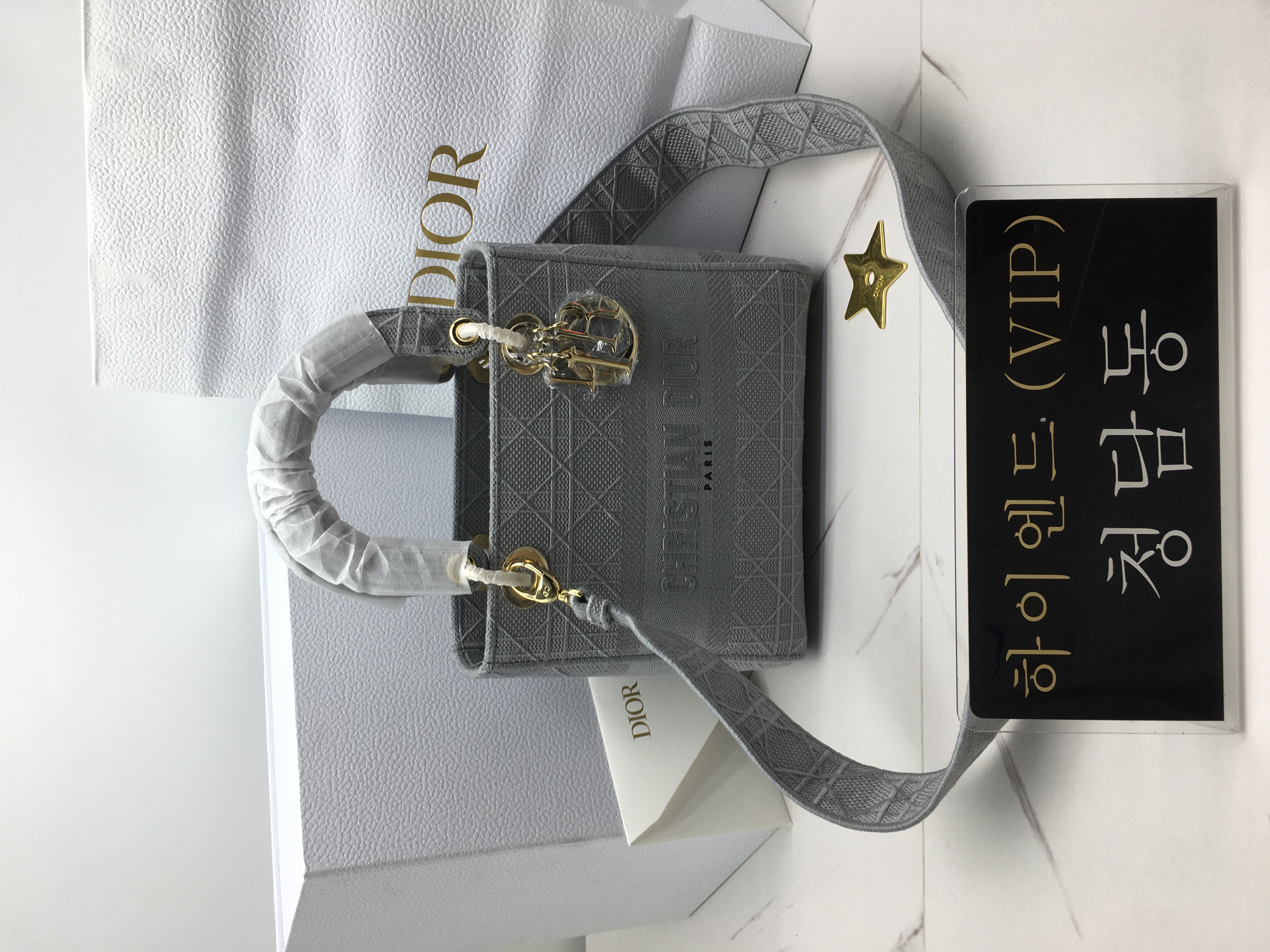 디올 레이디 D LITE 백 미디움