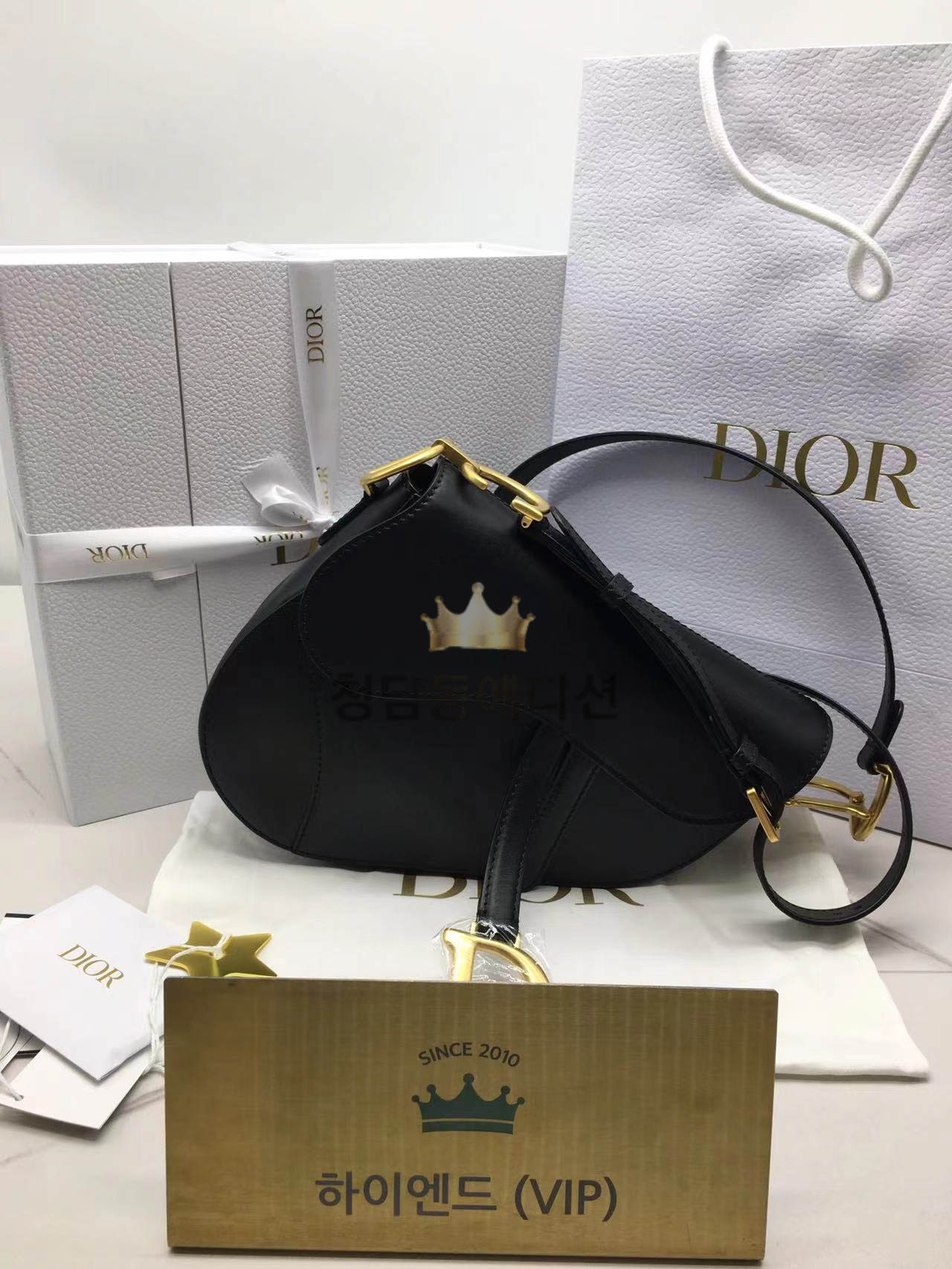 디올 새들백 미디움