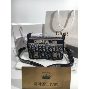 디올 오블리크 캠프백 스몰