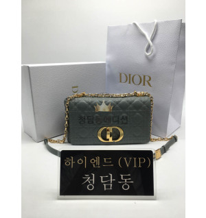 디올 카로백 미디움
