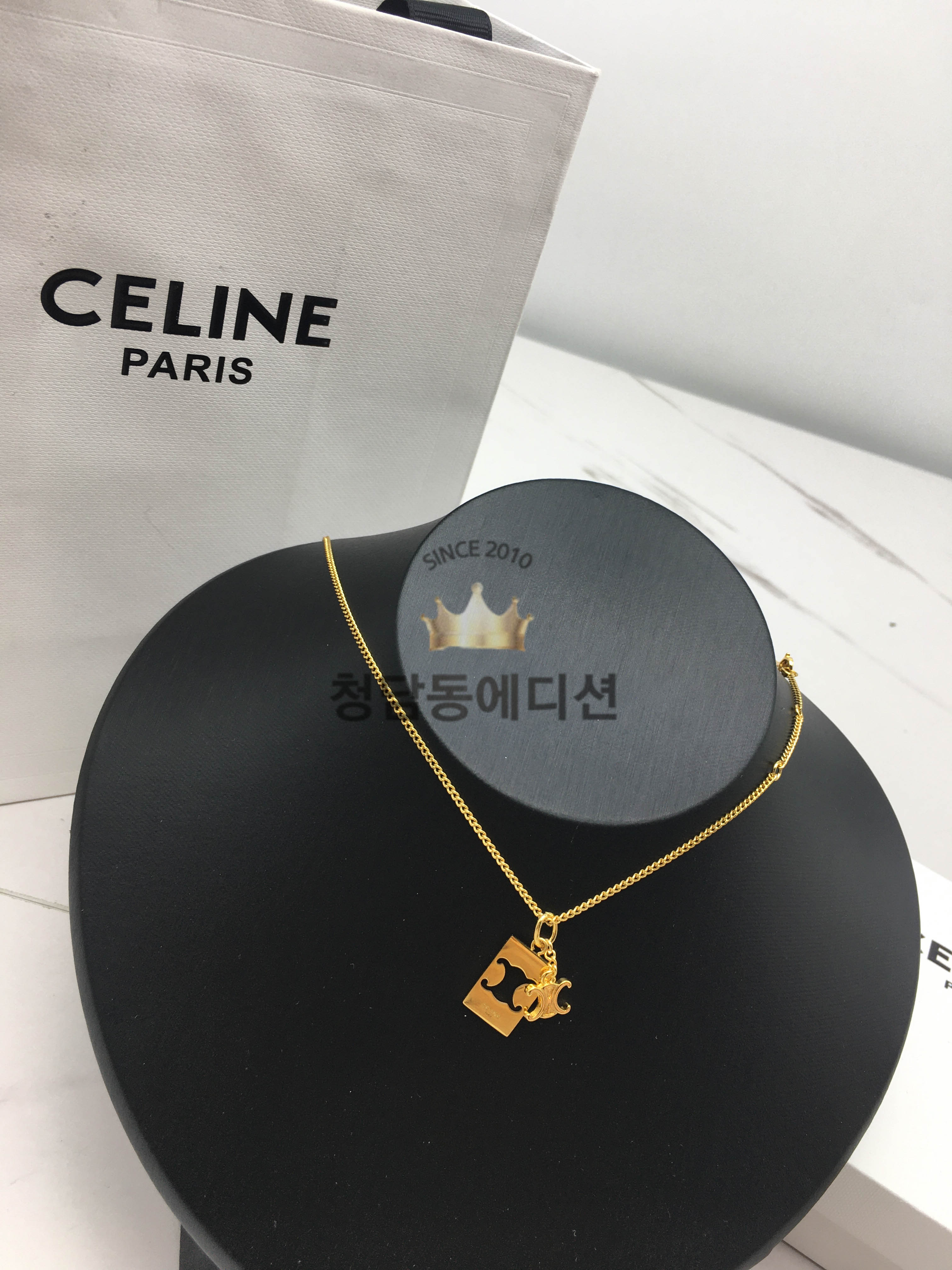 셀린느 트리오페 스퀘어 목걸이