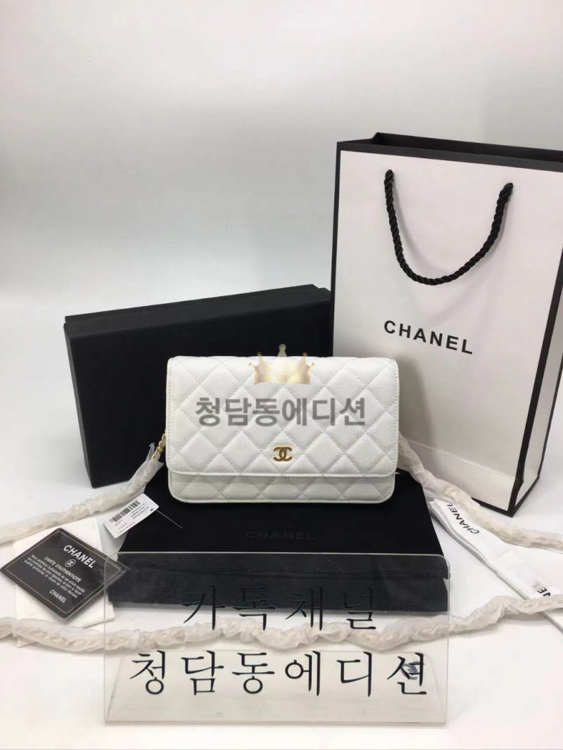 샤넬 클래식 WOC  체인 월릿