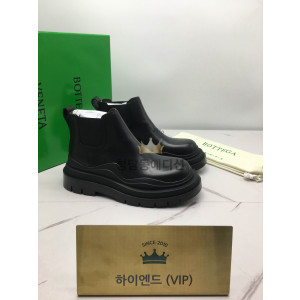 보테가베네타 타이어 앵글 첼시 부츠 (남녀공용) (컬러 블랙)