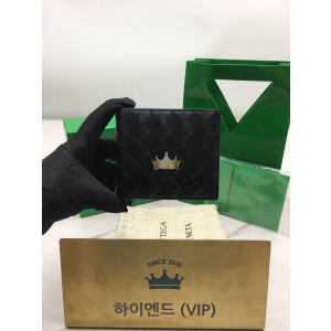 보테가베네타 인트레치아토 폴더형 반지갑 (내부 그린) 605721