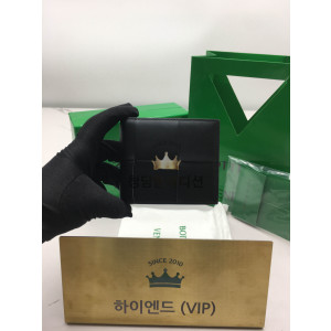 보테가베네타 인트레치아토 폴더형 반지갑 649603