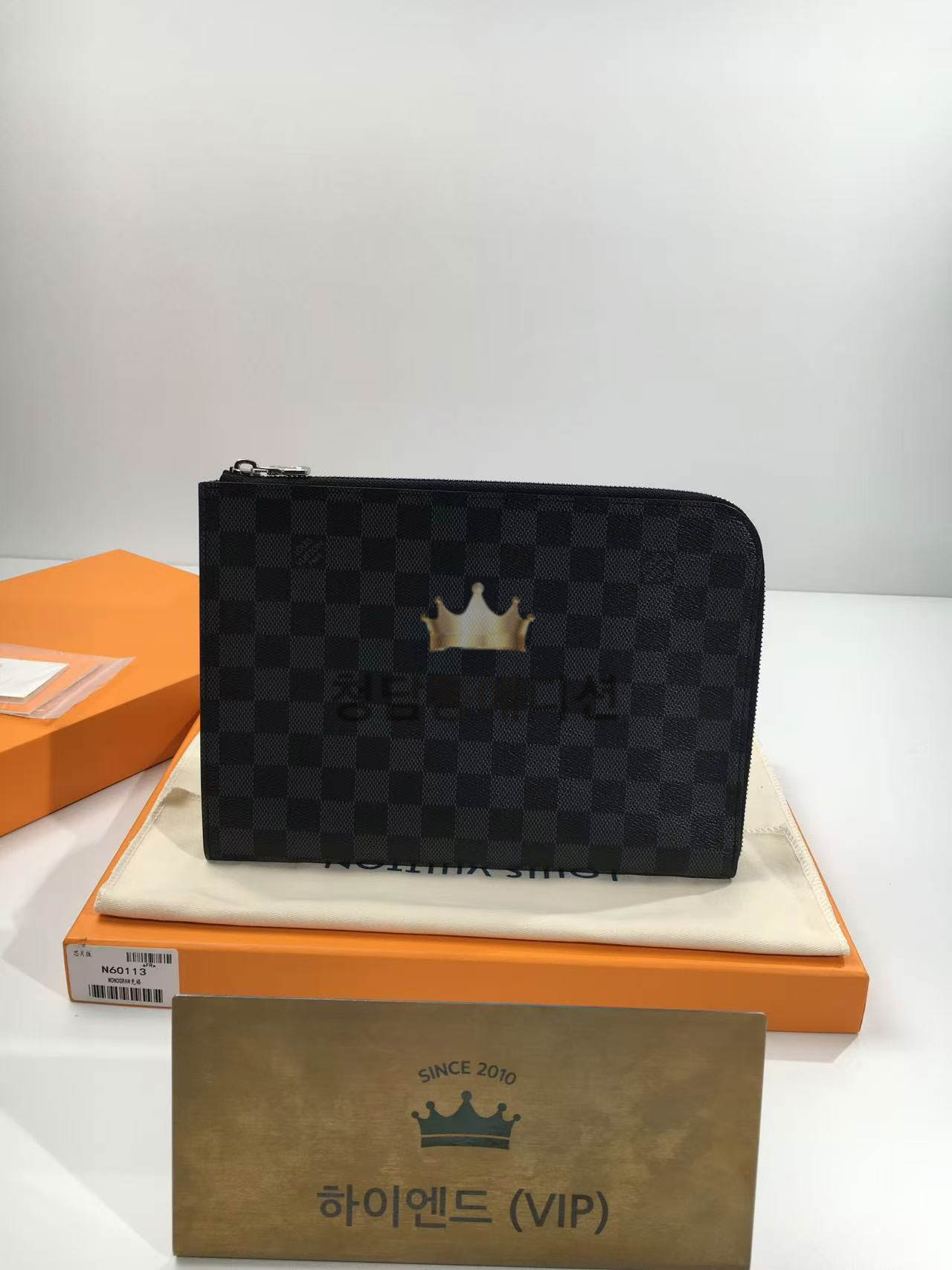 루이비통 포쉐트 주르 PM 클러치 N60113 (하이엔드급)