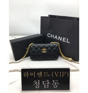 샤넬 22K 체인 플랩 폰 홀더 (하이엔드급)