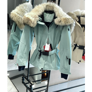 몽클레어 TRIATEL 코요테퍼 구스다운