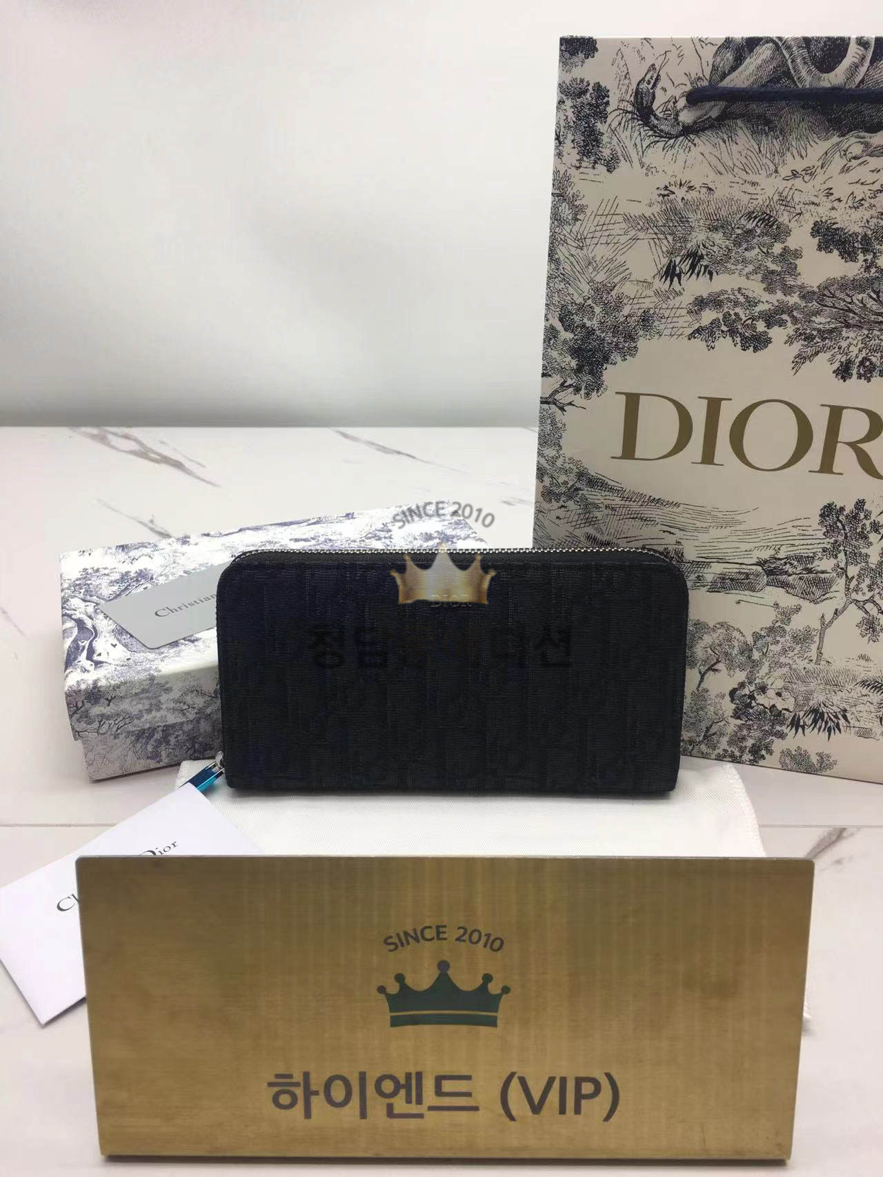 디올 CD 오블리크 로고 패턴 지퍼 장지갑
