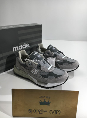 뉴발란스 nb 992 스니커즈 (남녀공용)