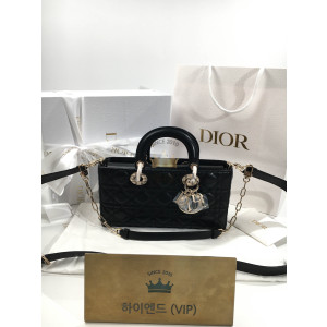 디올 CD-JOY 까나쥬 숄더백 미디움