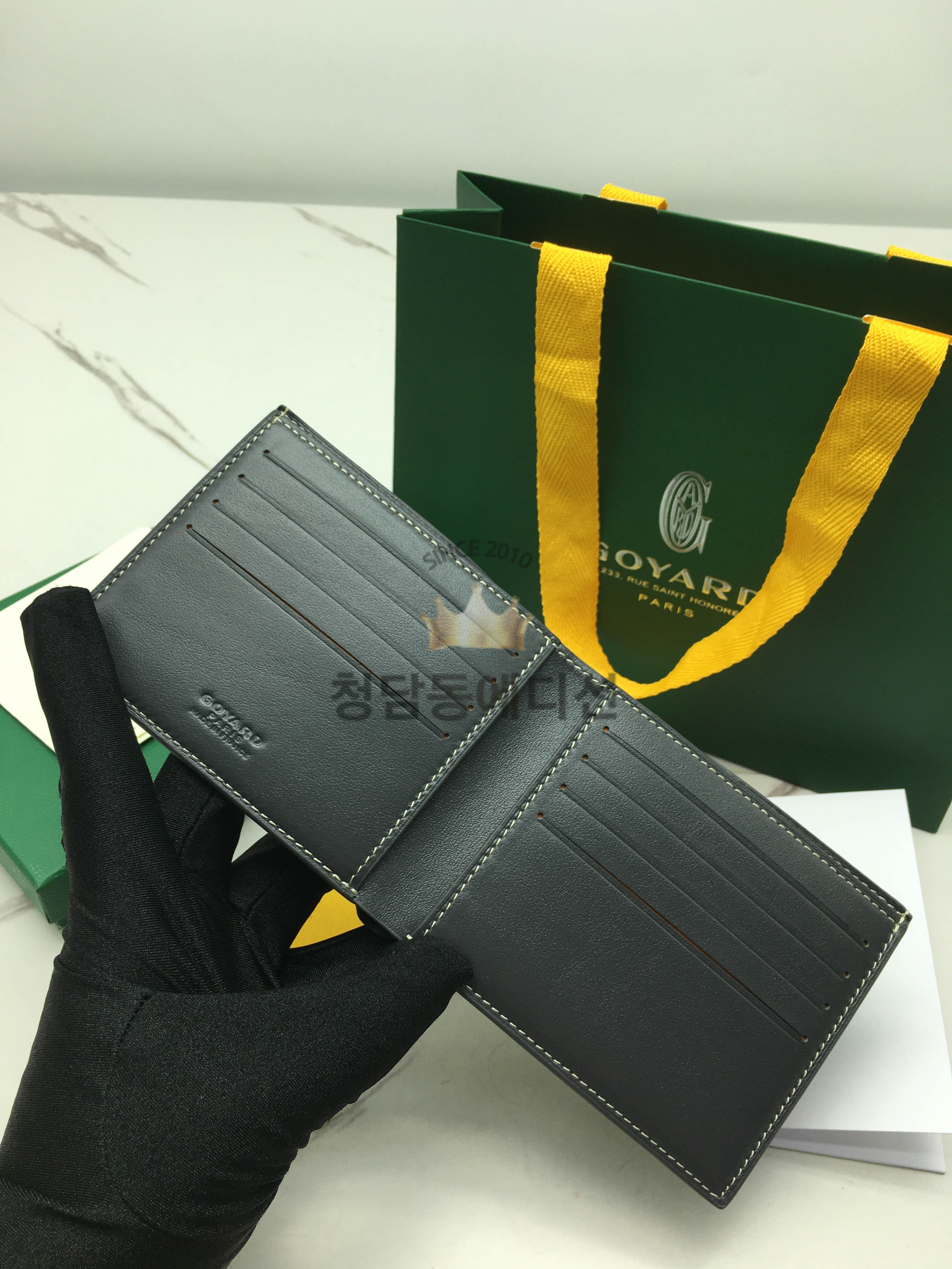 고야드 빅투와르 반지갑 (컬러 차콜 그레이)