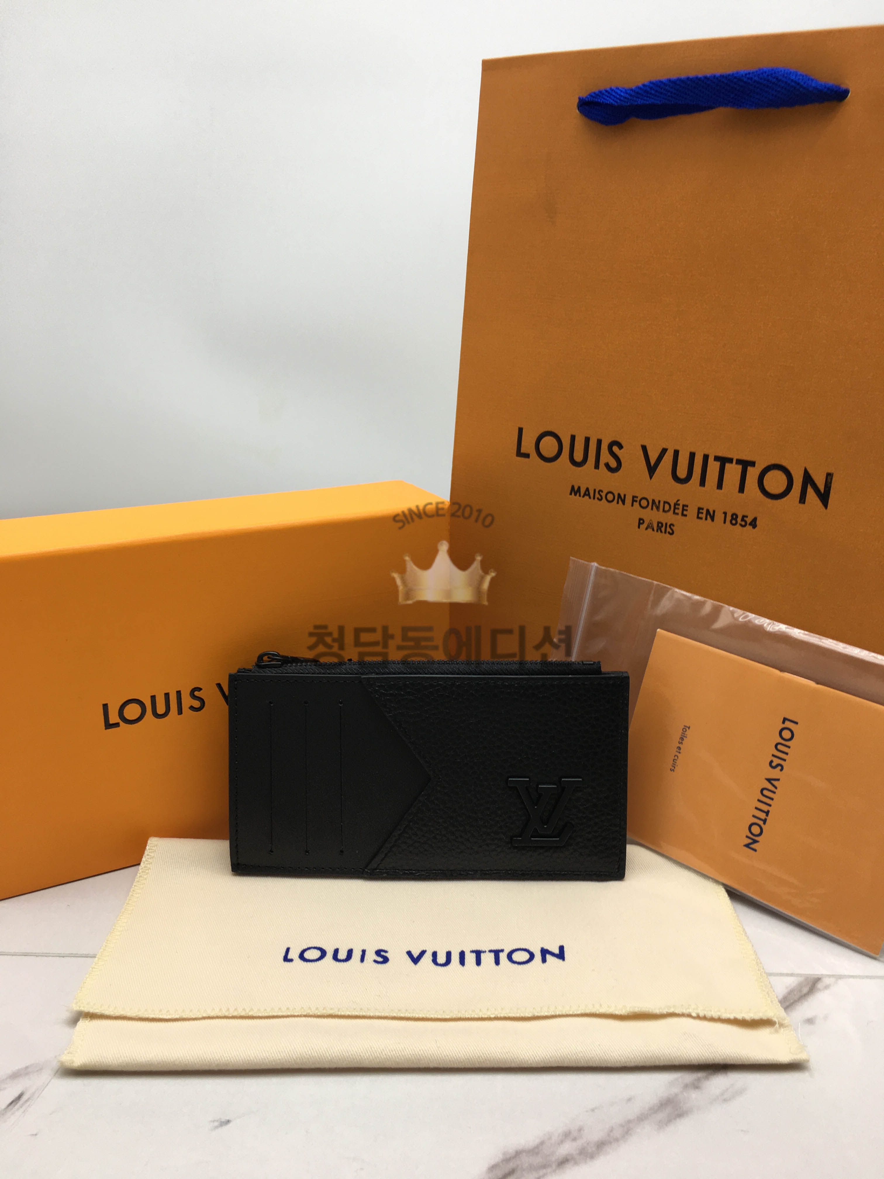 루이비통 코인 카드홀더 M82068