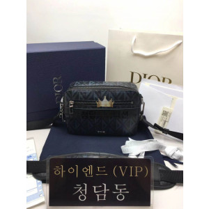 디올 CD 사파리 메신저백