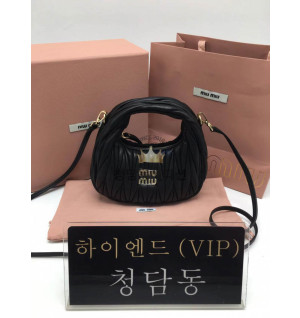 미우미우 MIU MIU 완더 마테라쎄 호보백 미니