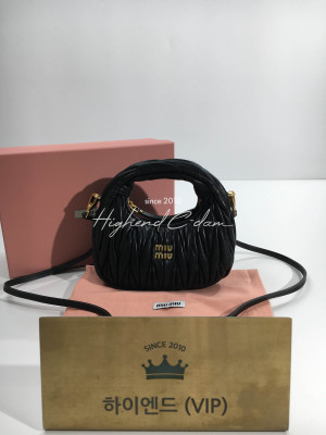 미우미우 MIU MIU 완더 마테라쎄 호보백 미니