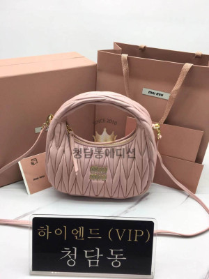미우미우 MIU MIU 완더 마테라쎄 호보백 스몰