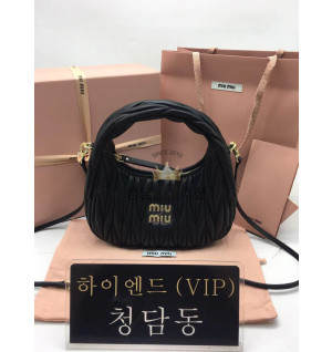 미우미우 MIU MIU 완더 마테라쎄 호보백 스몰(빈티지워싱)