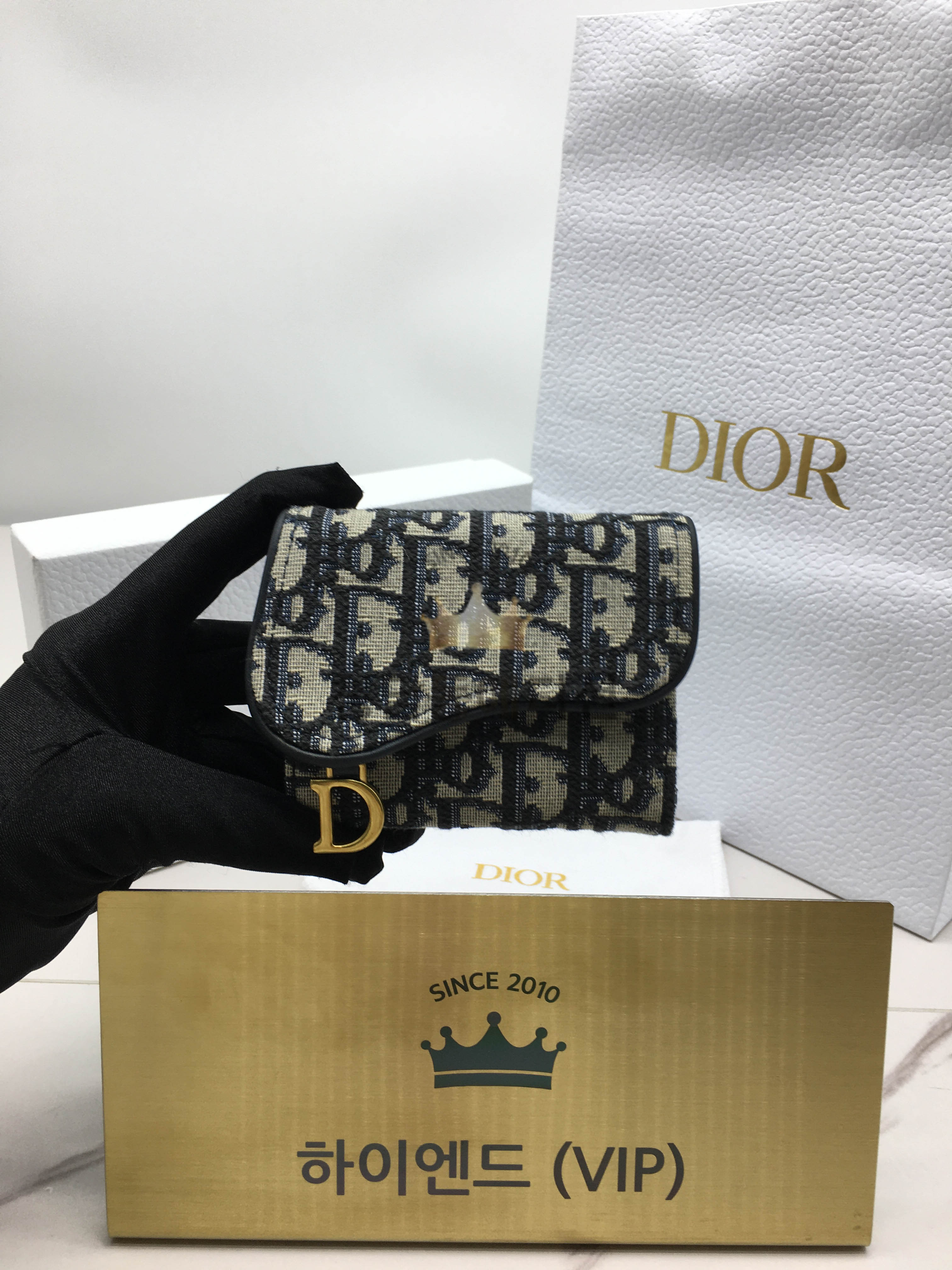 디올 새들 3단 반지갑 (upgrade ver.)