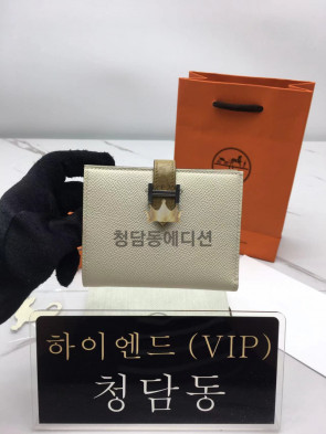 에르메스 베안 컴팩트 앱송 반지갑 올수공