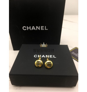 샤넬 이어링