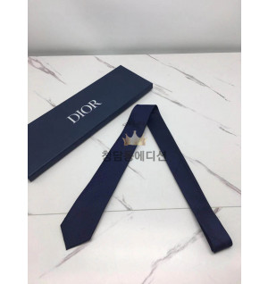 디올 넥타이