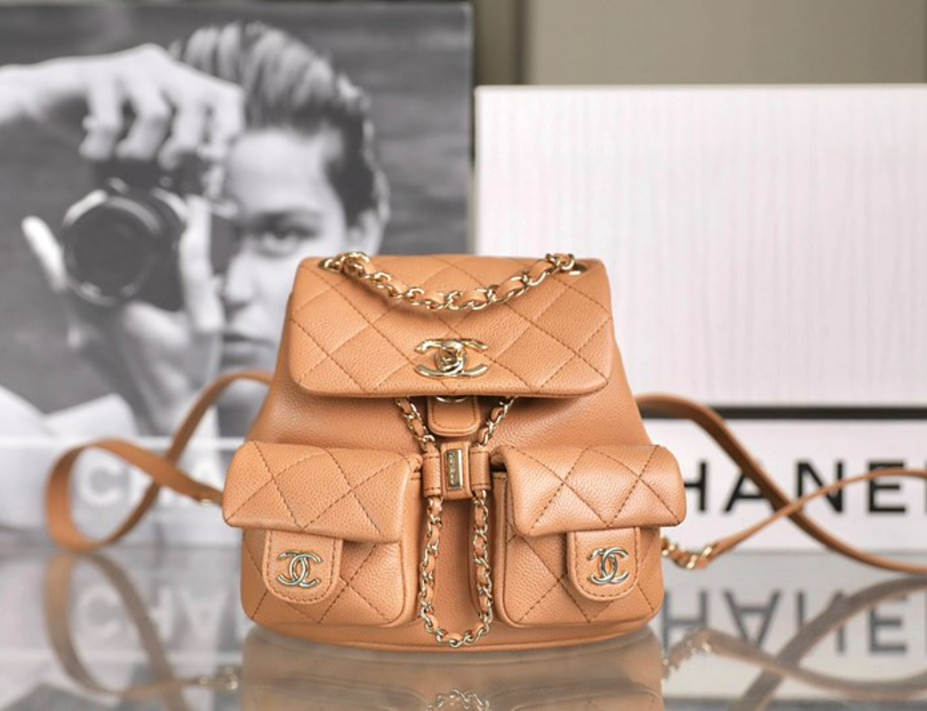 샤넬 22P 듀마 백팩 투포켓 카프스킨 캐비어 (하이엔드급)