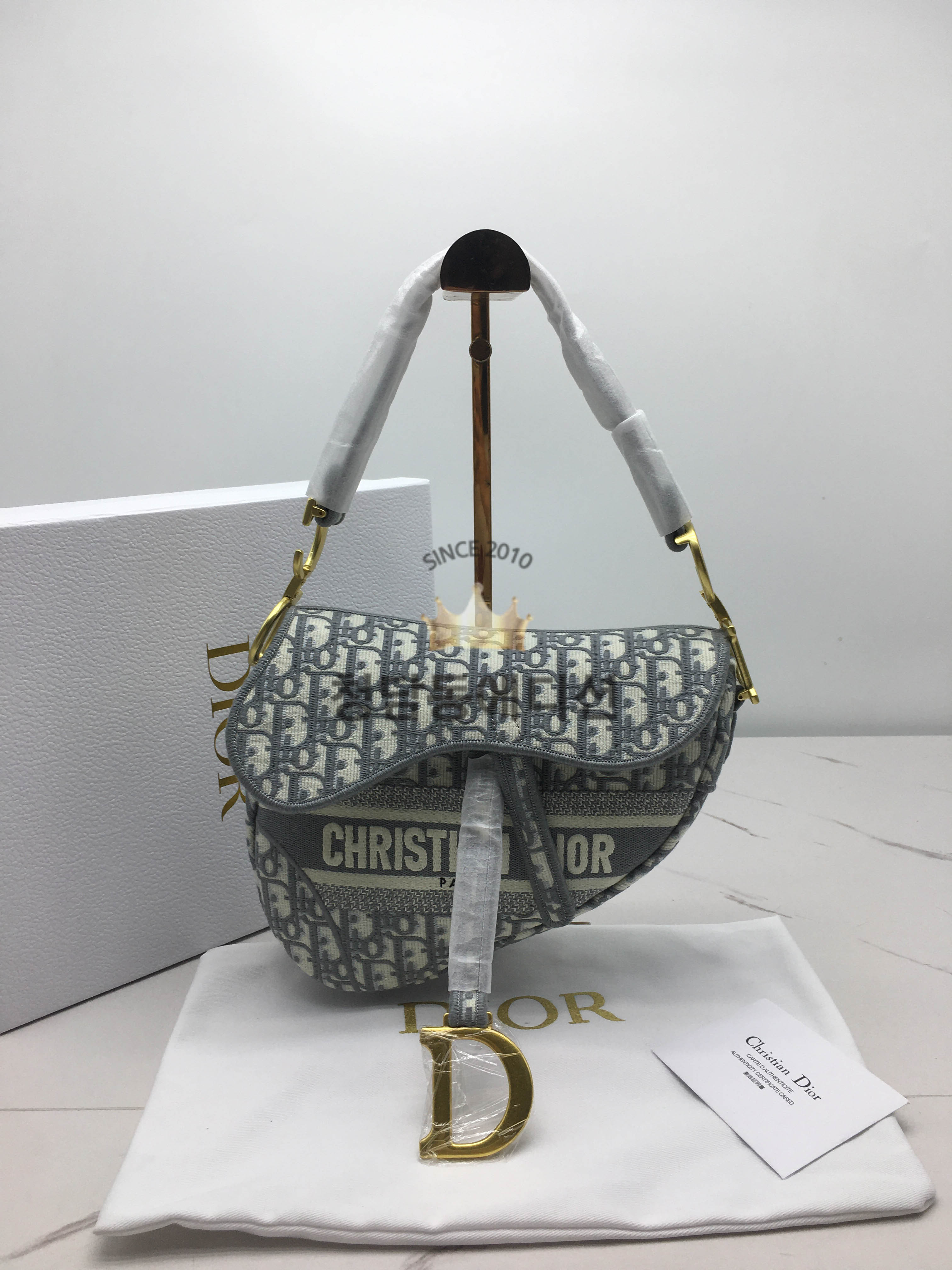 디올 새들백 미디움