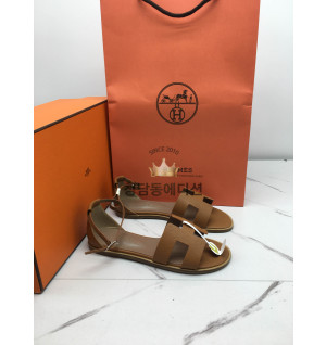 에르메스 산토리니 앱송 샌들 최고퀄