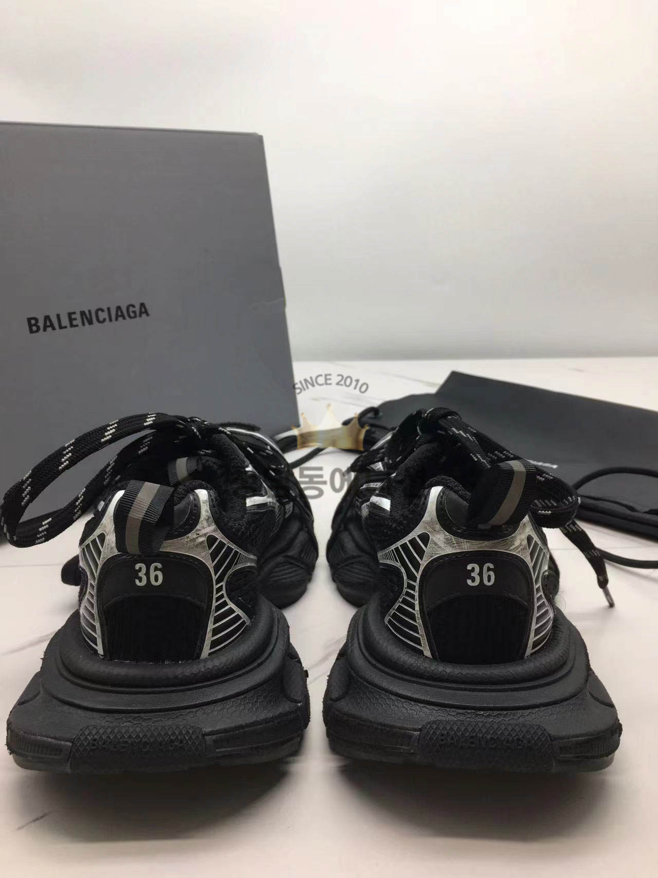 발렌시아가 3xl 스니커즈 (남녀공용) (컬러 블랙)