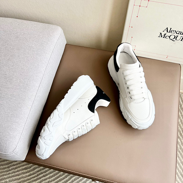 알렉산더 맥퀸 스니커즈