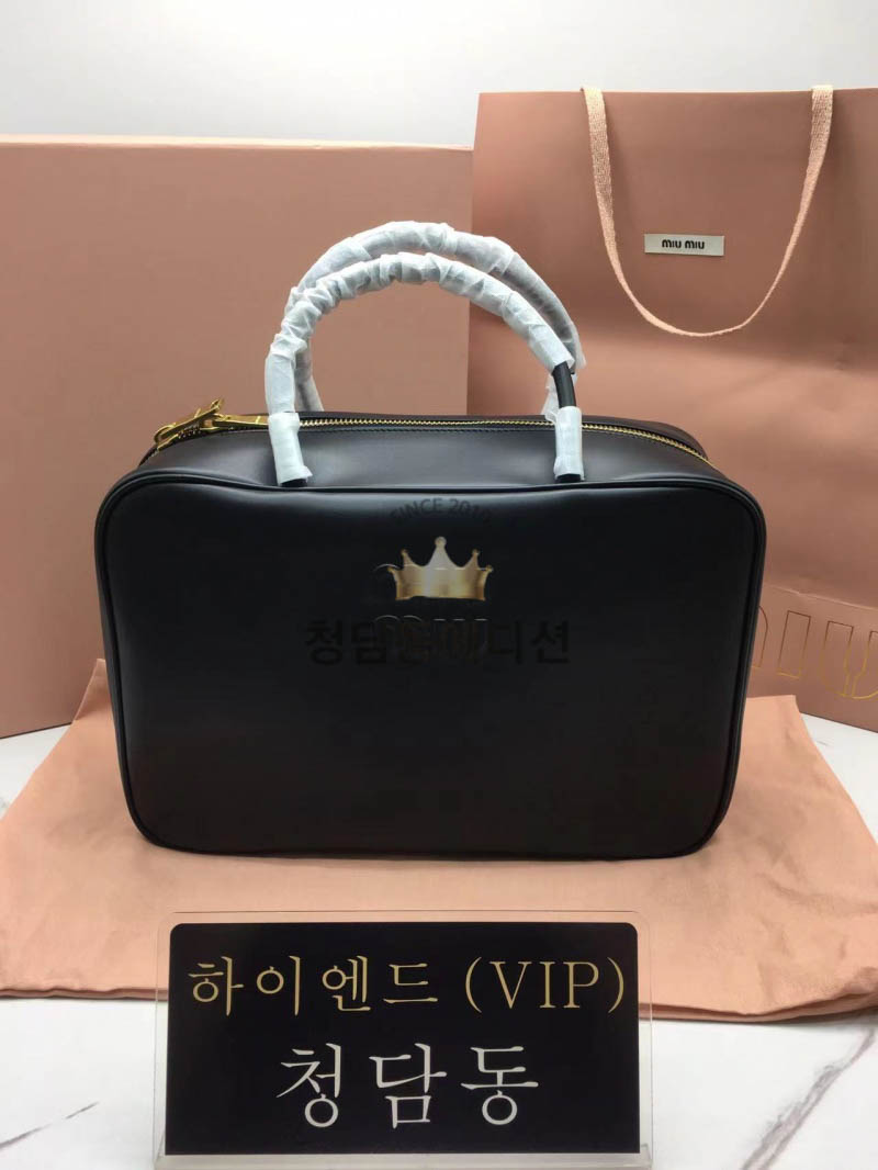 미우미우 MIU MIU 엠보로고 아르카디