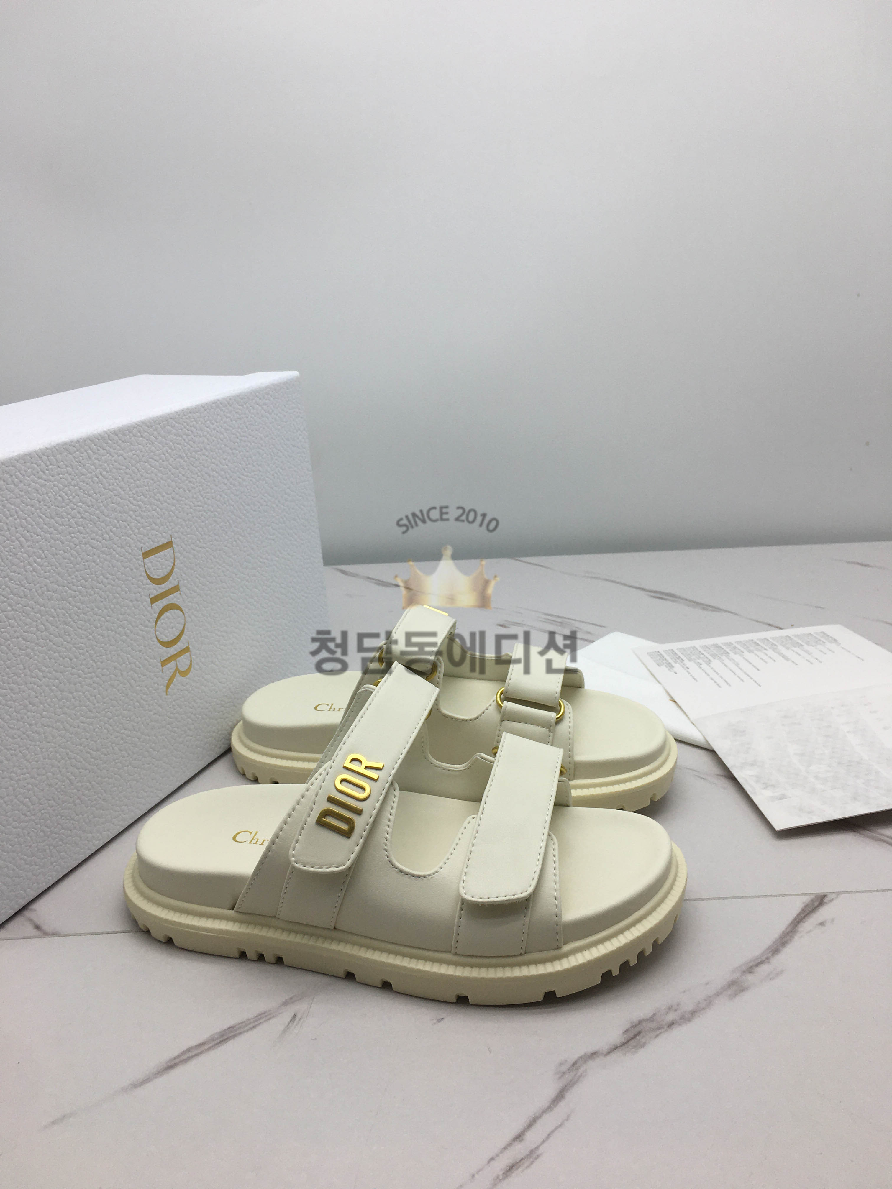 디올 액트 슬라이드