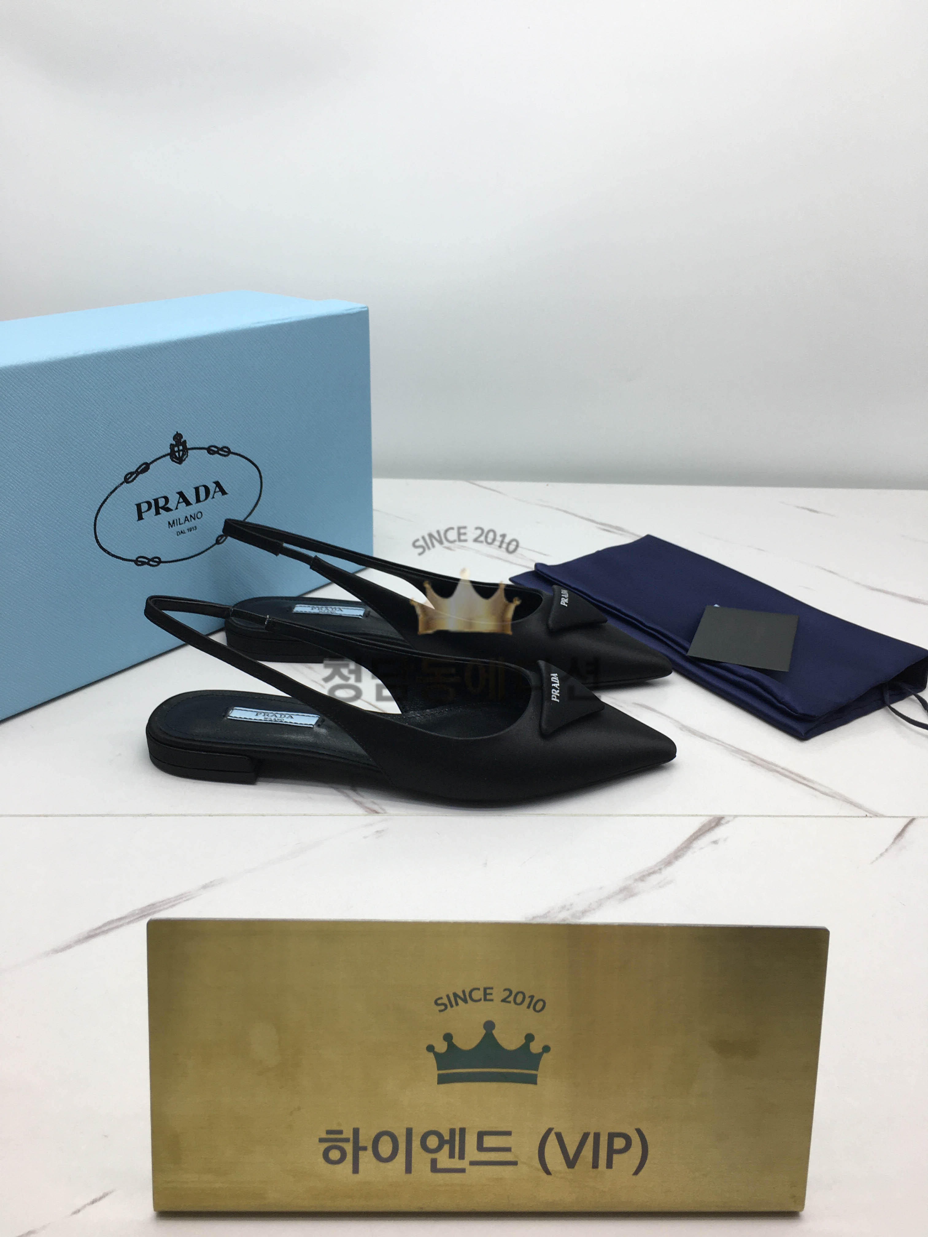 프라다 23ss prd 플랫 샌들