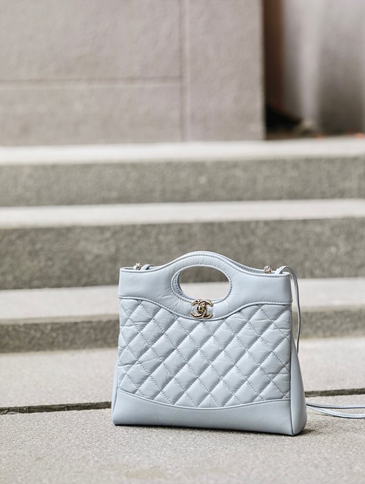 샤넬 23SS 31백 미니 AS4133