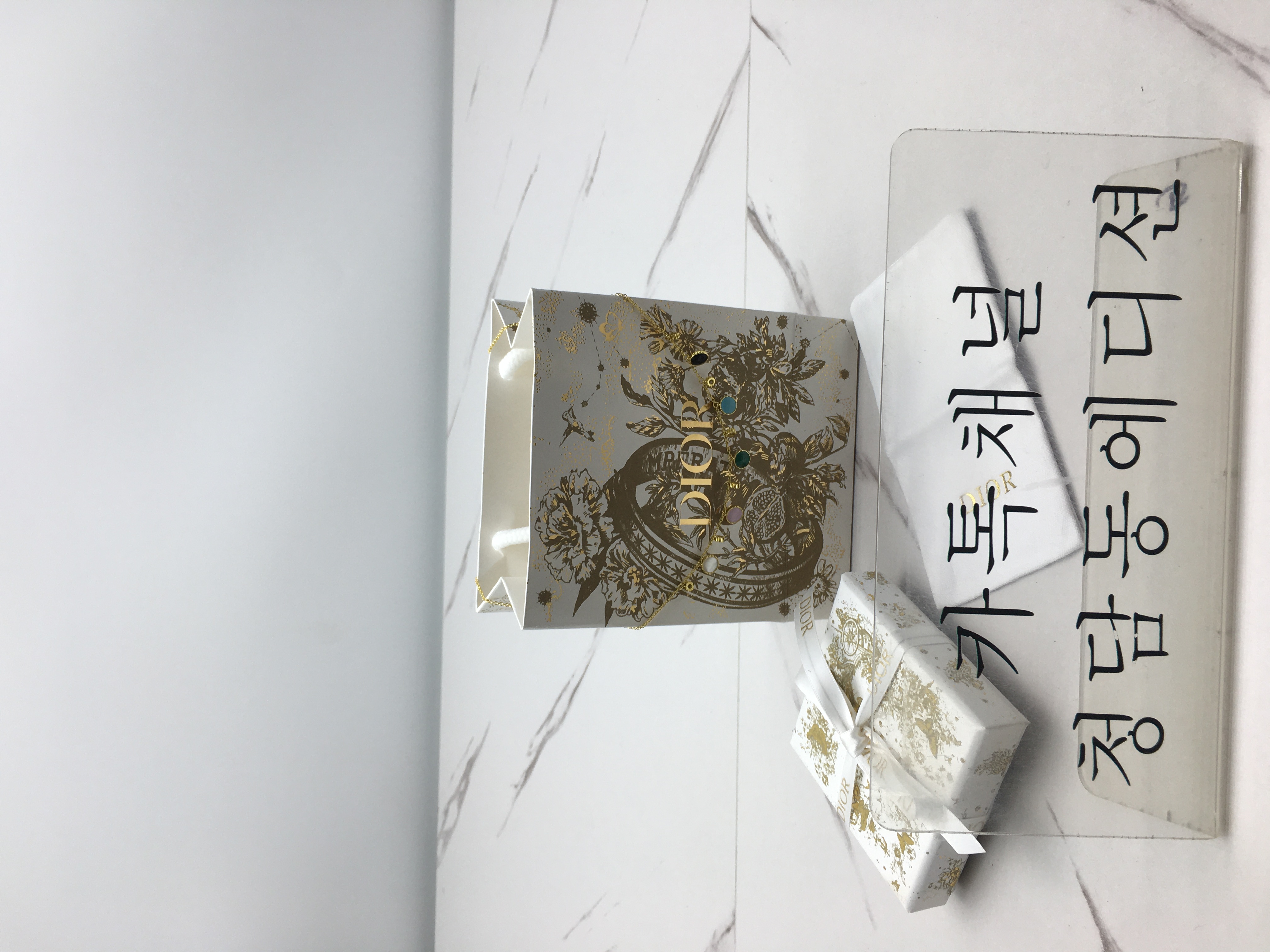 디올 dior 로즈드방 목걸이 (2COLOR)