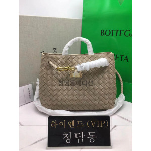 보테가베네타 안디아모 미디움 743572 (컬러 에크루)