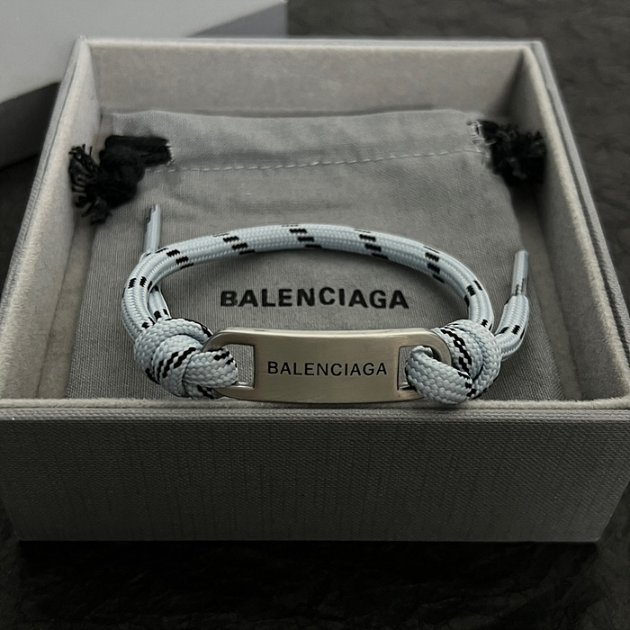 발렌시아가 balenciaga plate 브레이슬릿