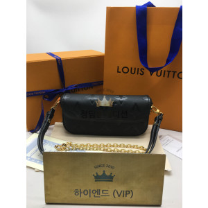 루이비통 아이비 WOC 앙프블랙