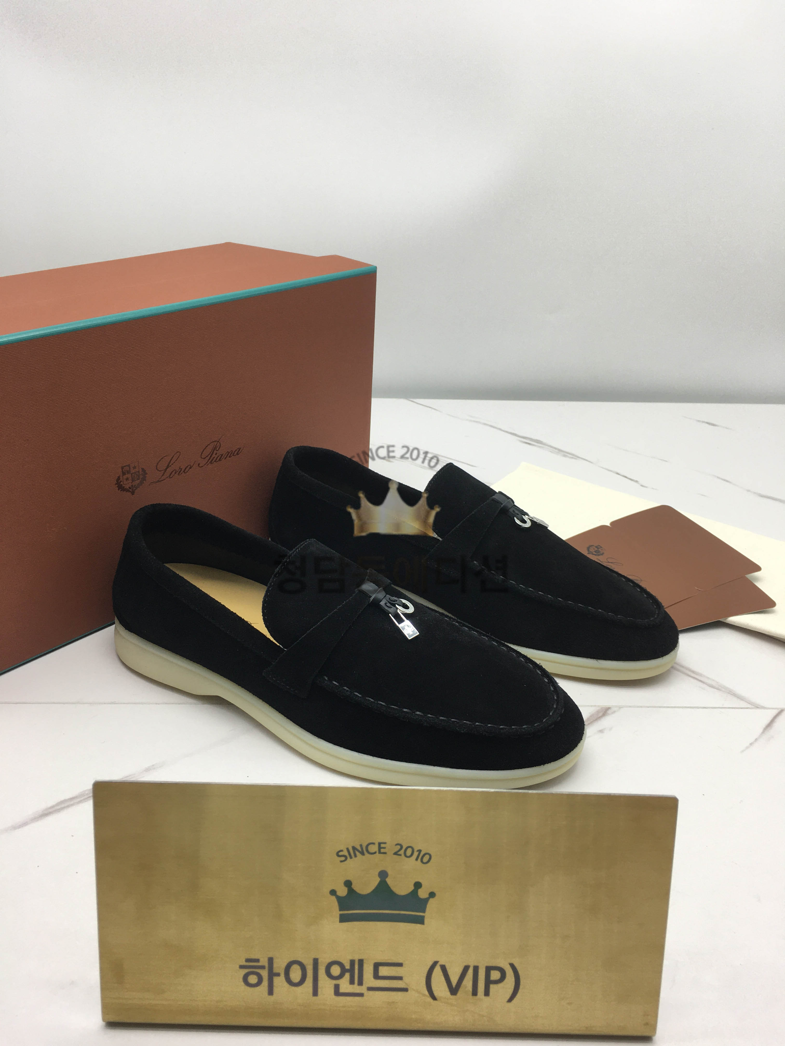 로로피아나 썸머 참스 워크 로퍼 (남녀공용) (컬러 블랙)