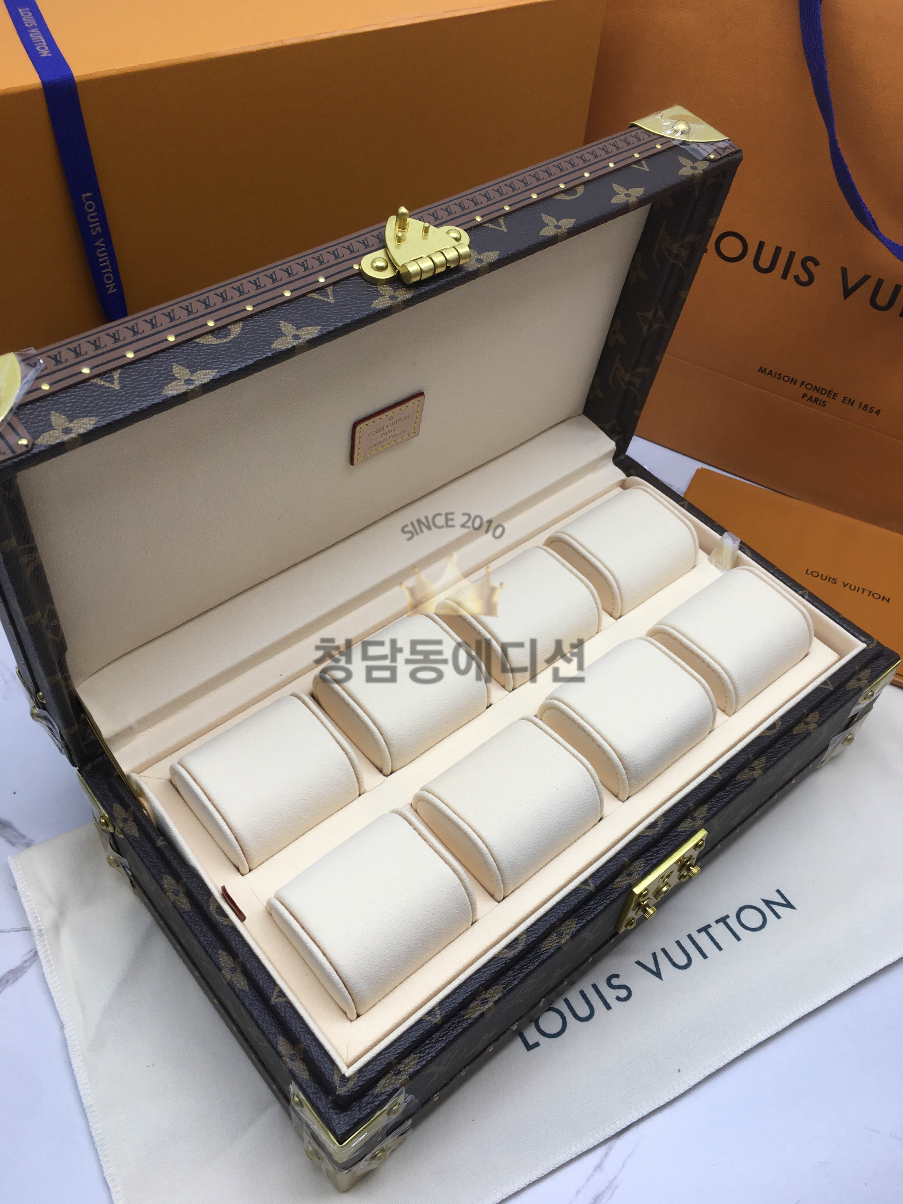 루이비통 코프레 8 몽트레 모노그램 캔버스 워치 케이스